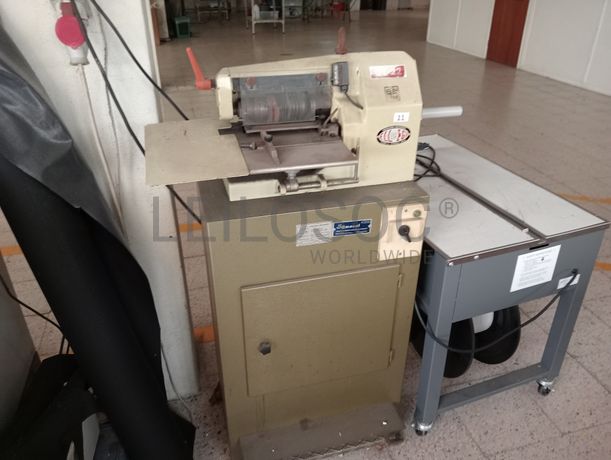 Máquina de cintar · Máquina de cortar tiras