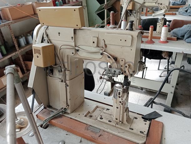 Máquinas de zig zag · Máquinas de coluna alta · Máquina de coluna