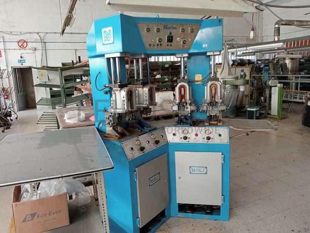 Máquinas de moldar · Escovadeira