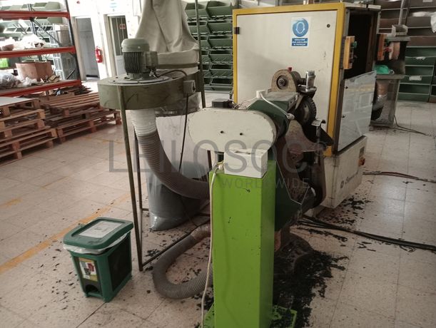 Sifione · Máquinas de rebater · Máquina de fechar calcanheiras · Reativador de contrafortes