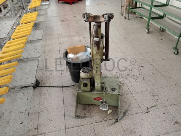 Transportador manual · Máquina de desenformar