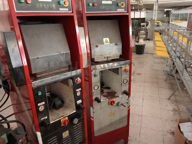 Máquina de colar solas