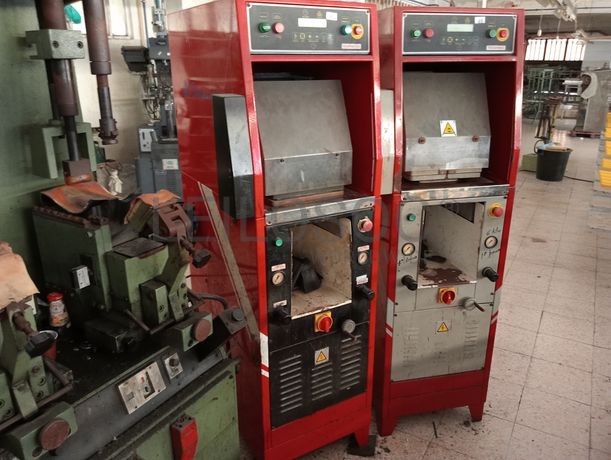 Máquina de colar solas