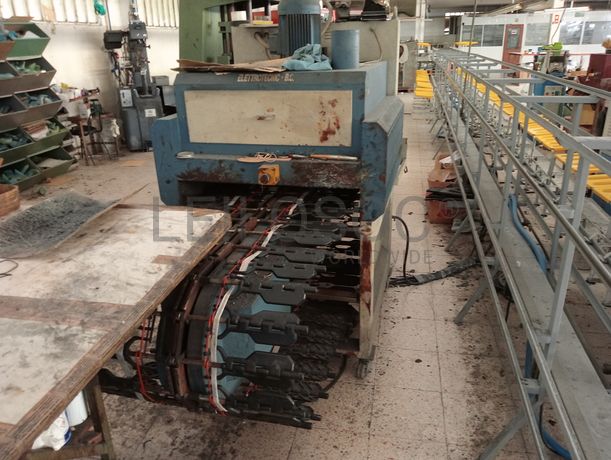 Prensa de colar solas · Reativador de solas · Lixadeira