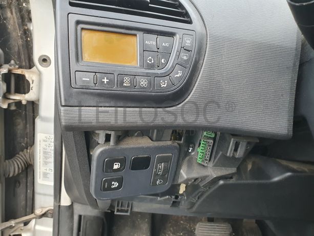 Citroën C4 Picasso · Ano 2010