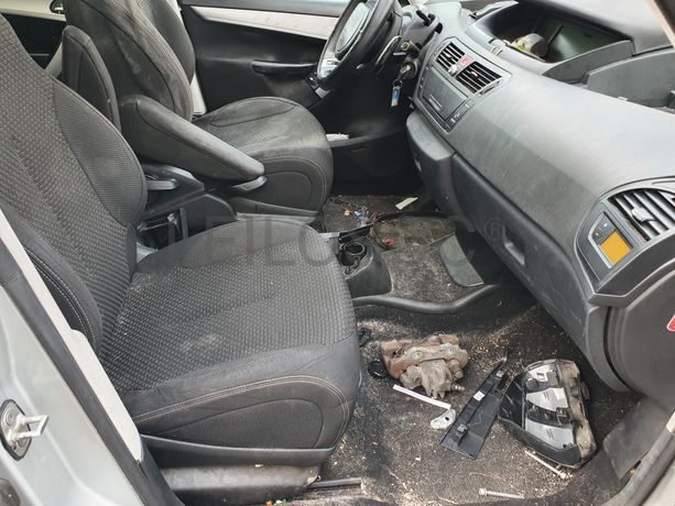 Citroën C4 Picasso · Ano 2010