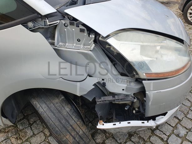 Citroën C4 Picasso · Ano 2010