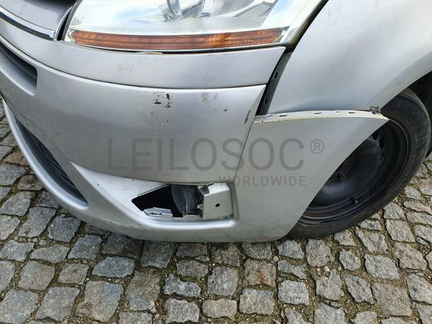 Citroën C4 Picasso · Ano 2010