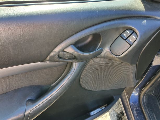 Ford Focus · Ano 2001