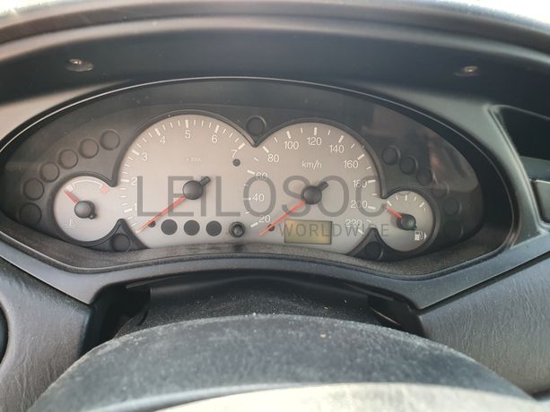 Ford Focus · Ano 2001