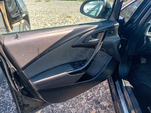 Opel Astra · Ano 2014