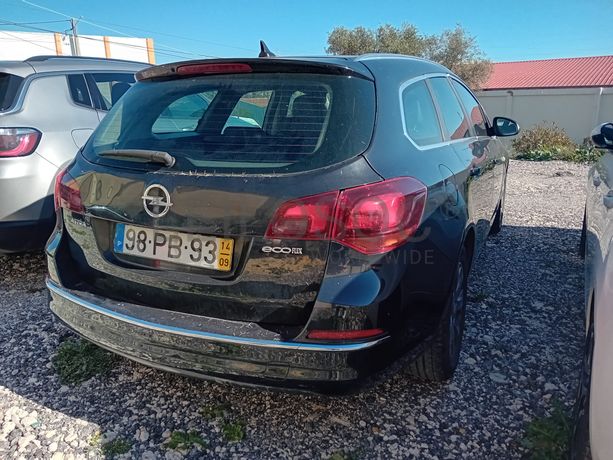 Opel Astra · Ano 2014