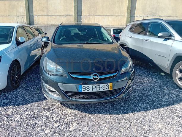 Opel Astra · Ano 2014