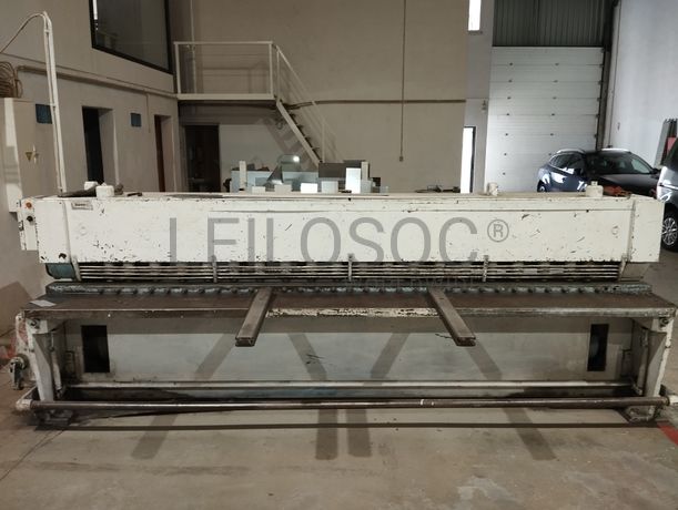 Equipamentos · Indústria Metalomecânica