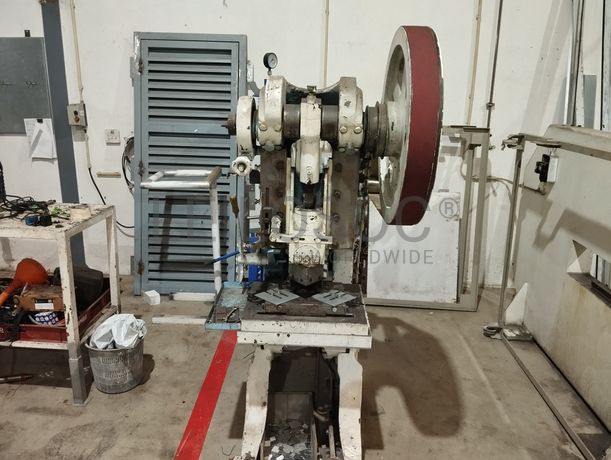 Equipamentos · Indústria Metalomecânica