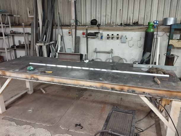 Equipamentos · Indústria Metalomecânica