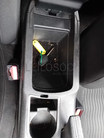 Peugeot 308 · Ano 2015