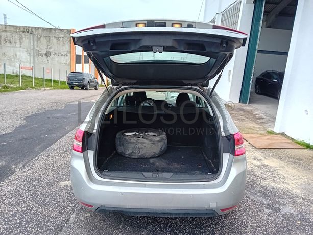 Peugeot 308 · Ano 2015