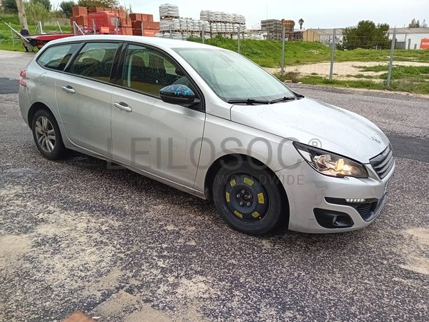 Peugeot 308 · Ano 2015