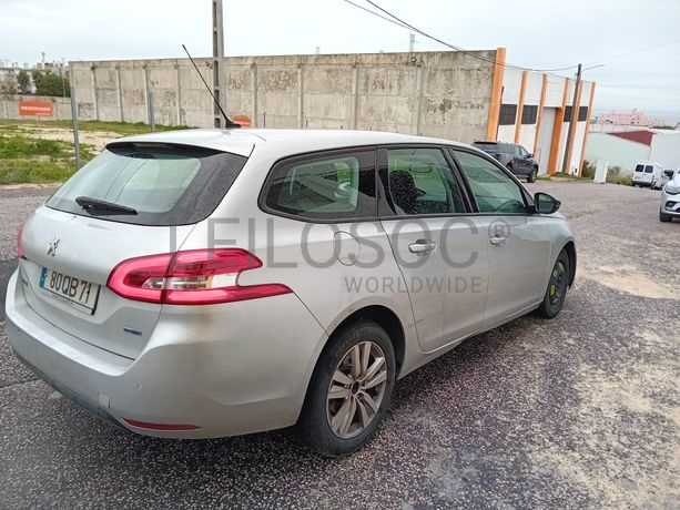 Peugeot 308 · Ano 2015