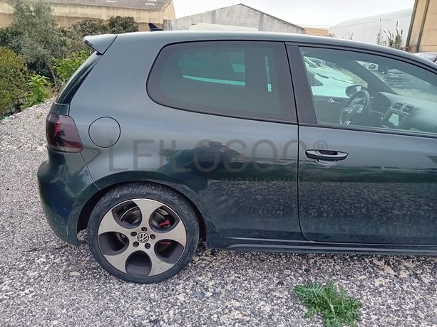 Volkswagen Golf GTI · Ano 2010