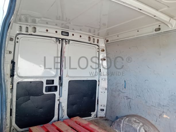 Iveco Daily 29L12 · Ano 2011