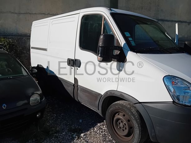 Iveco Daily 29L12 · Ano 2011
