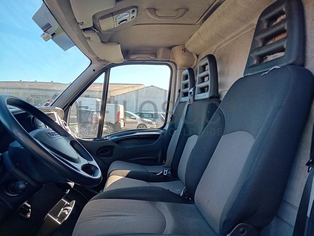 Iveco Daily 29L12 · Ano 2011