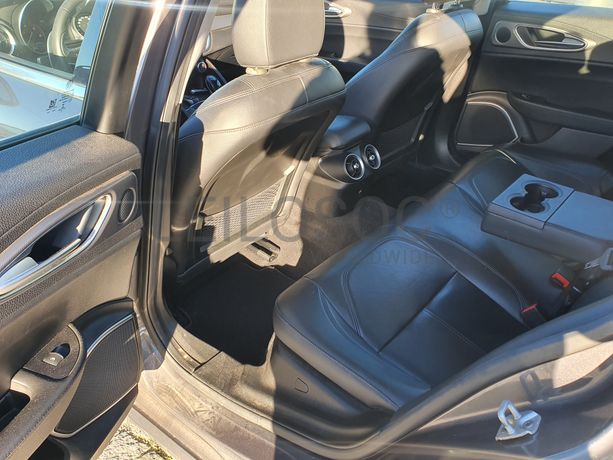 Alfa Romeu Giulia · Ano 2016