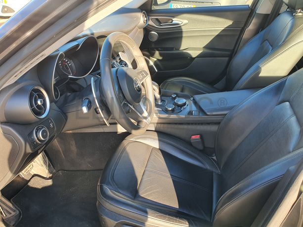 Alfa Romeu Giulia · Ano 2016