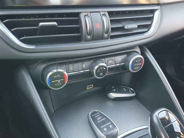 Alfa Romeu Giulia · Ano 2016