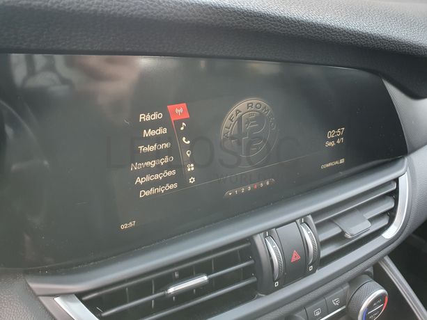 Alfa Romeu Giulia · Ano 2016