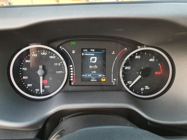 Iveco 35S18 · Ano 2023