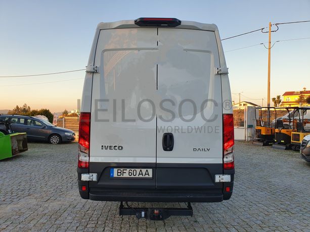 Iveco 35S18 · Ano 2023