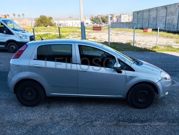 Fiat Punto · Ano 2010