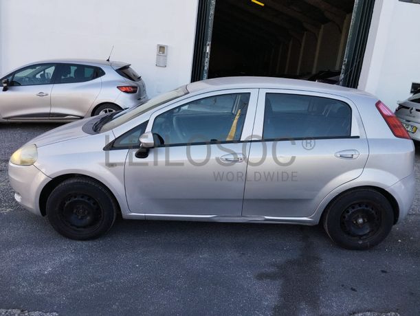 Fiat Punto · Ano 2010