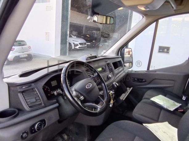 Ford Transit · Ano 2021