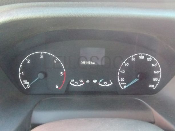 Ford Transit · Ano 2021