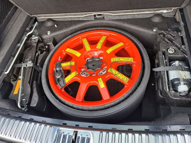 Porsche Cayenne 3.0 V6 · Ano 2012