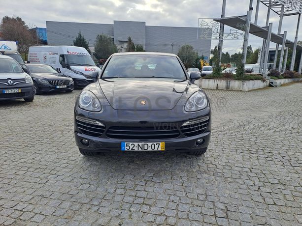 Porsche Cayenne 3.0 V6 · Ano 2012
