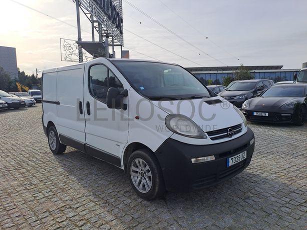 Opel Vívaro · Ano 2003