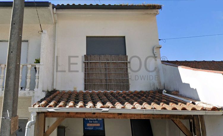 Moradia V3 com Logradouro · Coimbra