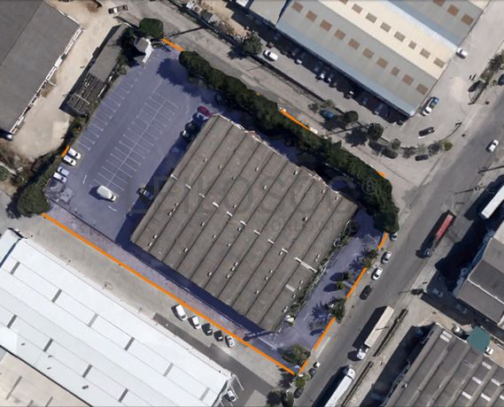 Armazém Comercial · Zona Industrial de Santarém