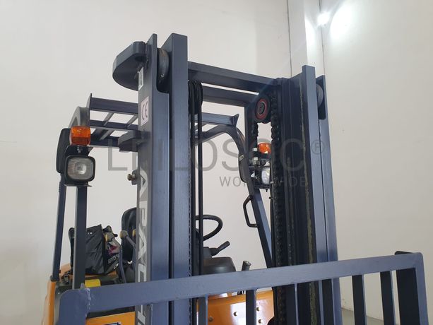 Empilhador Apache HH307