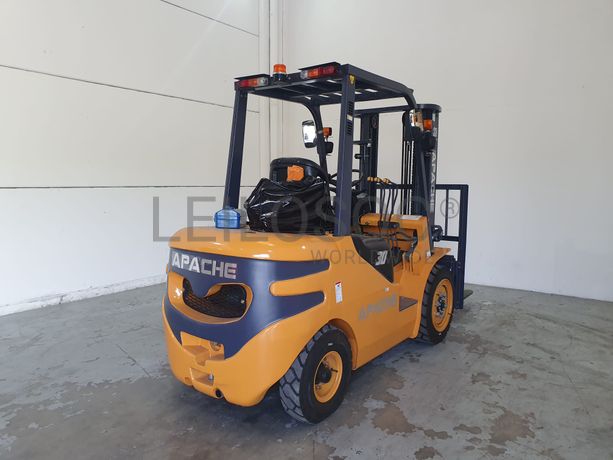 Empilhador Apache HH307
