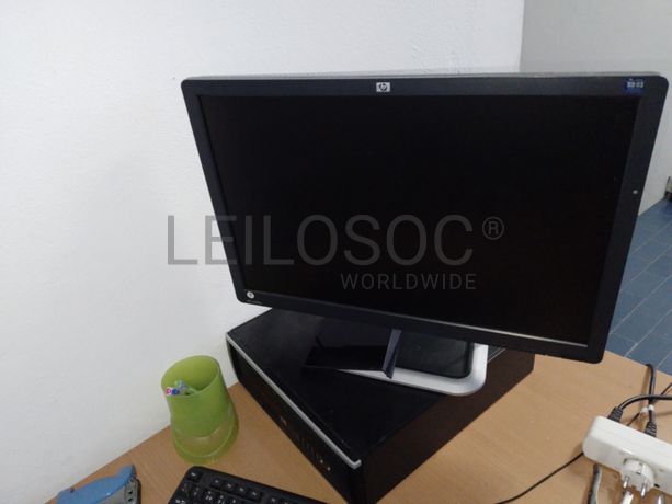 Máquinas de Costura · Matérias-Primas · Equipamento de Escritório