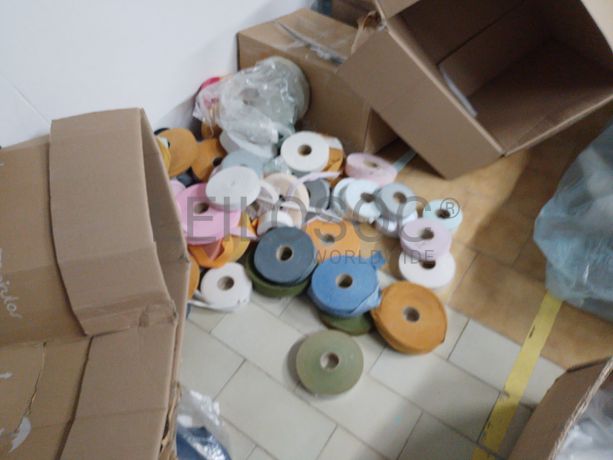 Máquinas de Costura · Matérias-Primas · Equipamento de Escritório