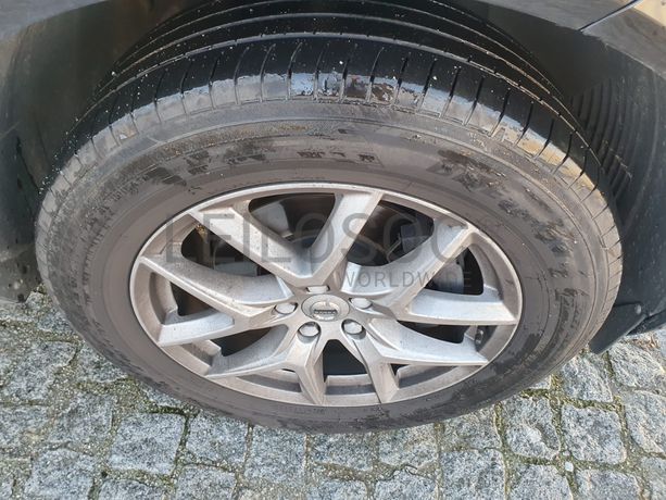 Volvo XC60 D4 · Ano 2019