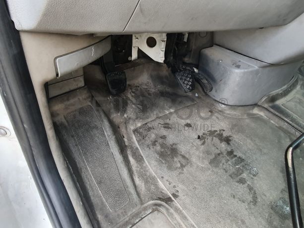 Mercedes-Benz Sprinter 318 CDI · Ano 2008