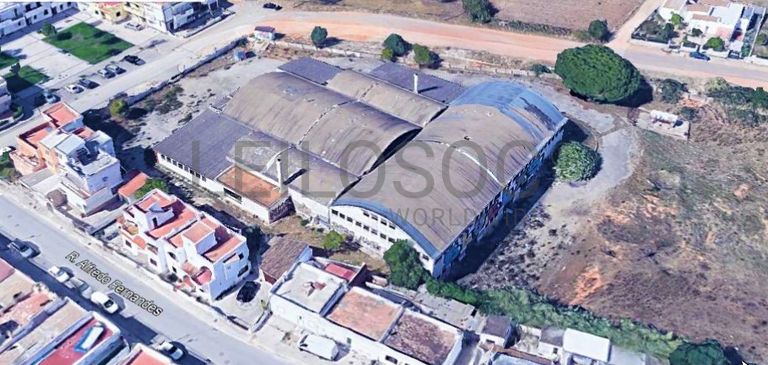 Terreno c/ + 9.000m² · Olhão